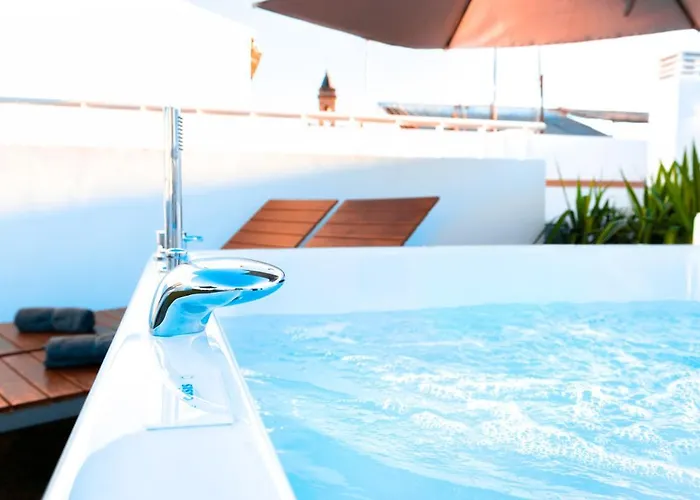Atico Duplex Centro Con Jacuzzi Y Terraza Privada