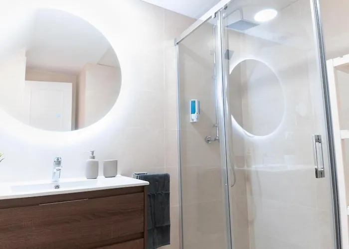 Atico Duplex Centro Con Jacuzzi Y Terraza Privada *