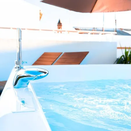 Atico Duplex Centro Con Jacuzzi Y Terraza Privada