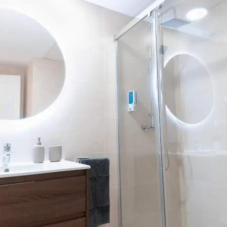 Atico Duplex Centro Con Jacuzzi Y Terraza Privada *